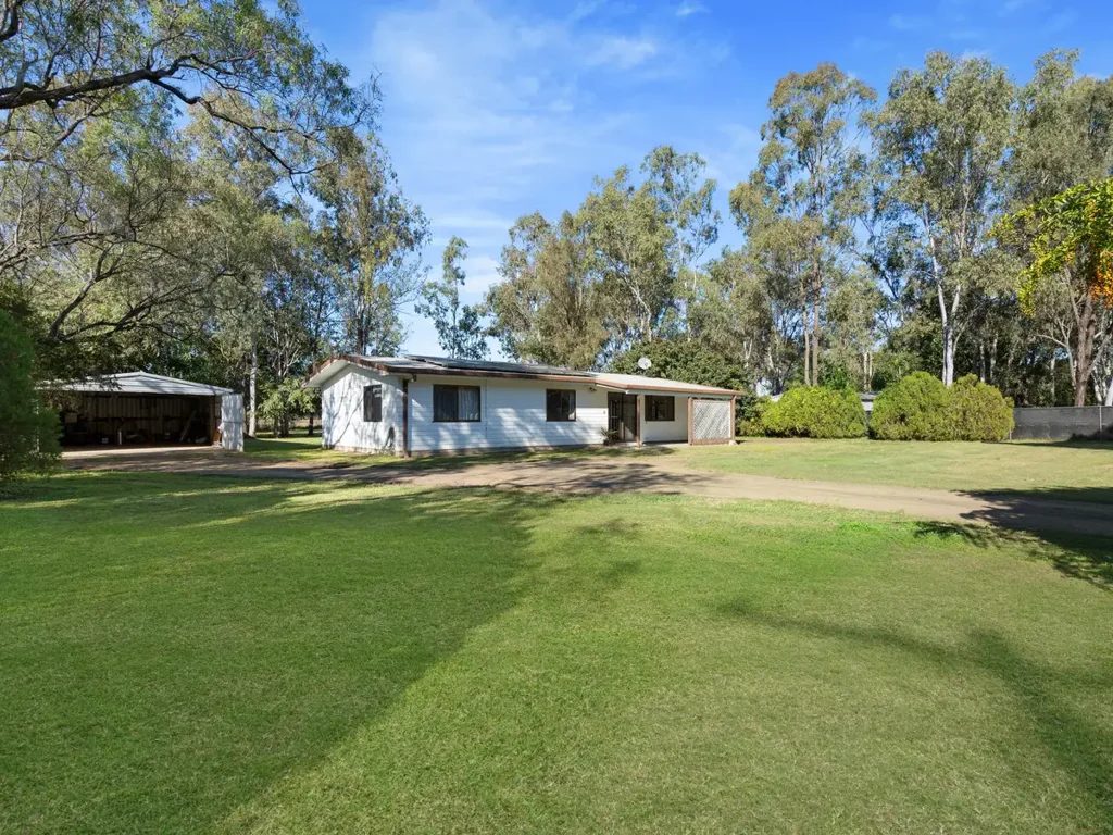 Thagoona 3ห้องนอน Flat 4,047SQM only 15* Minutes to Ipswich and Under 1* Hour to Brisbane City!
