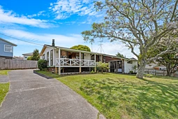 26 Cron Avenue, Te Atatu South