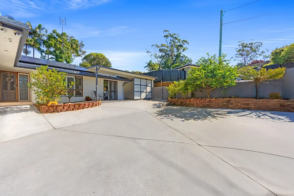 Ashmore 4chambre First Open Home Inspection This Saturday 24th From 10:30am to 11:00am!
