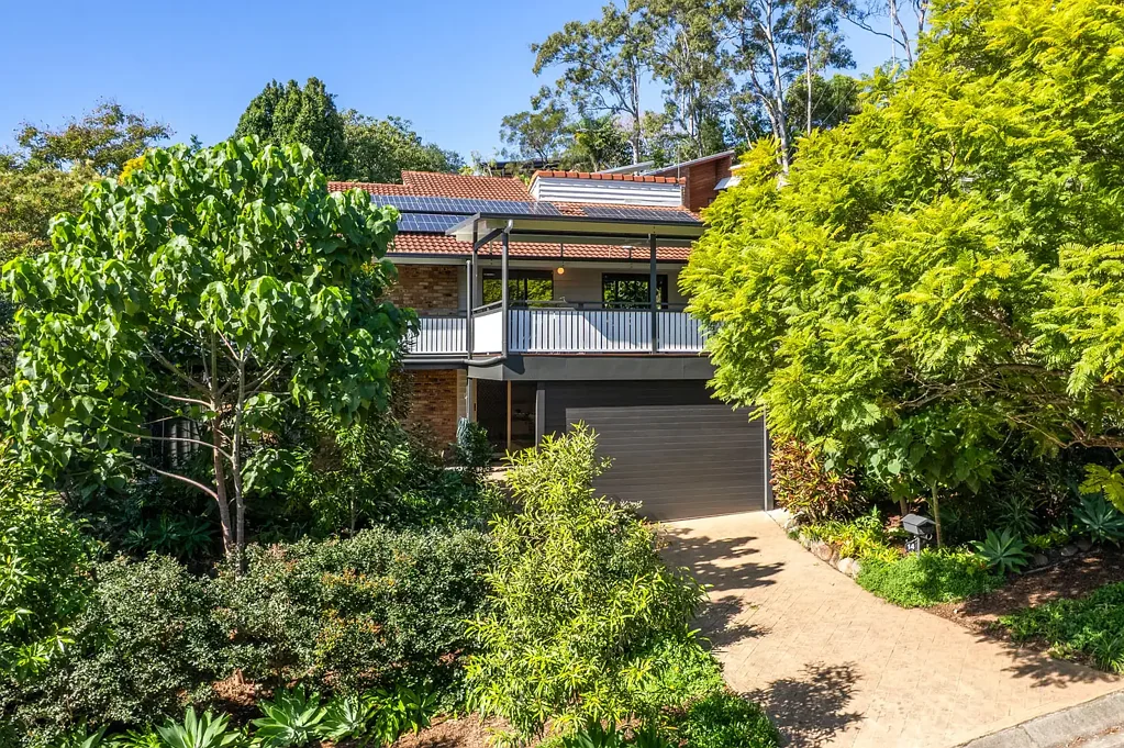 Mitchelton 4Phòng ngủ Elevated, Leafy Retreat with Stunning Entertainer's Deck