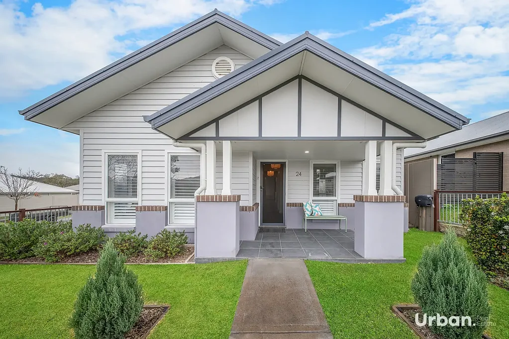 North Rothbury 4બેડરૂમ STYLISH FAMILY LIVING IN PRIME NORTH ROTHBURY LOCATION