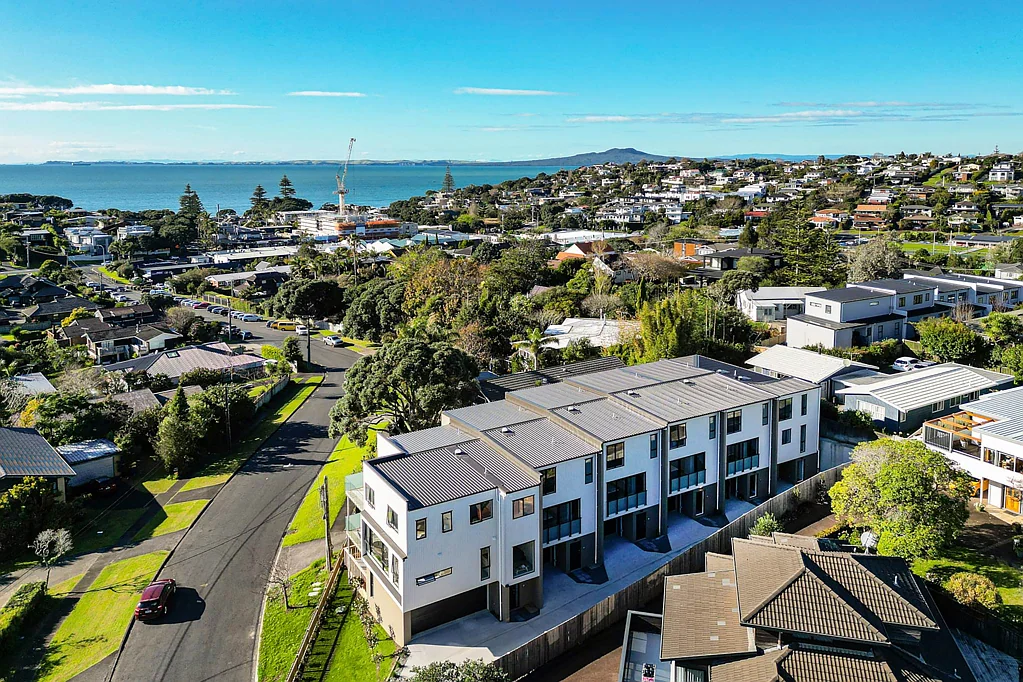 6/20 Penzance Road, Mairangi Bay, North Shore City, Auckland