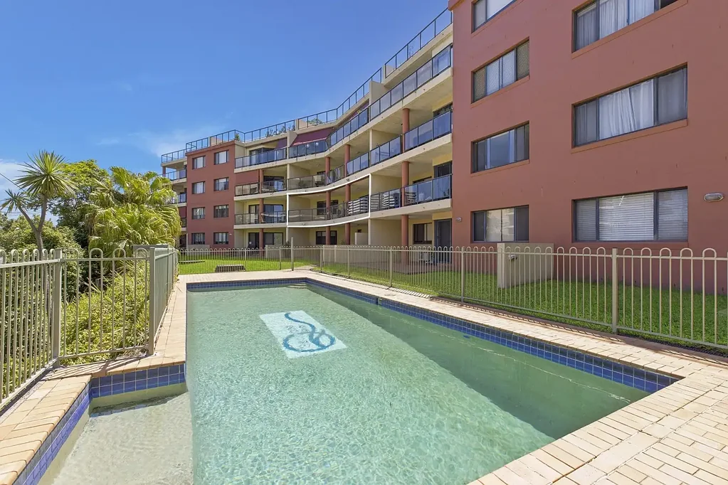 9/107 Henry Parry Drive, Gosford, NSW 2250