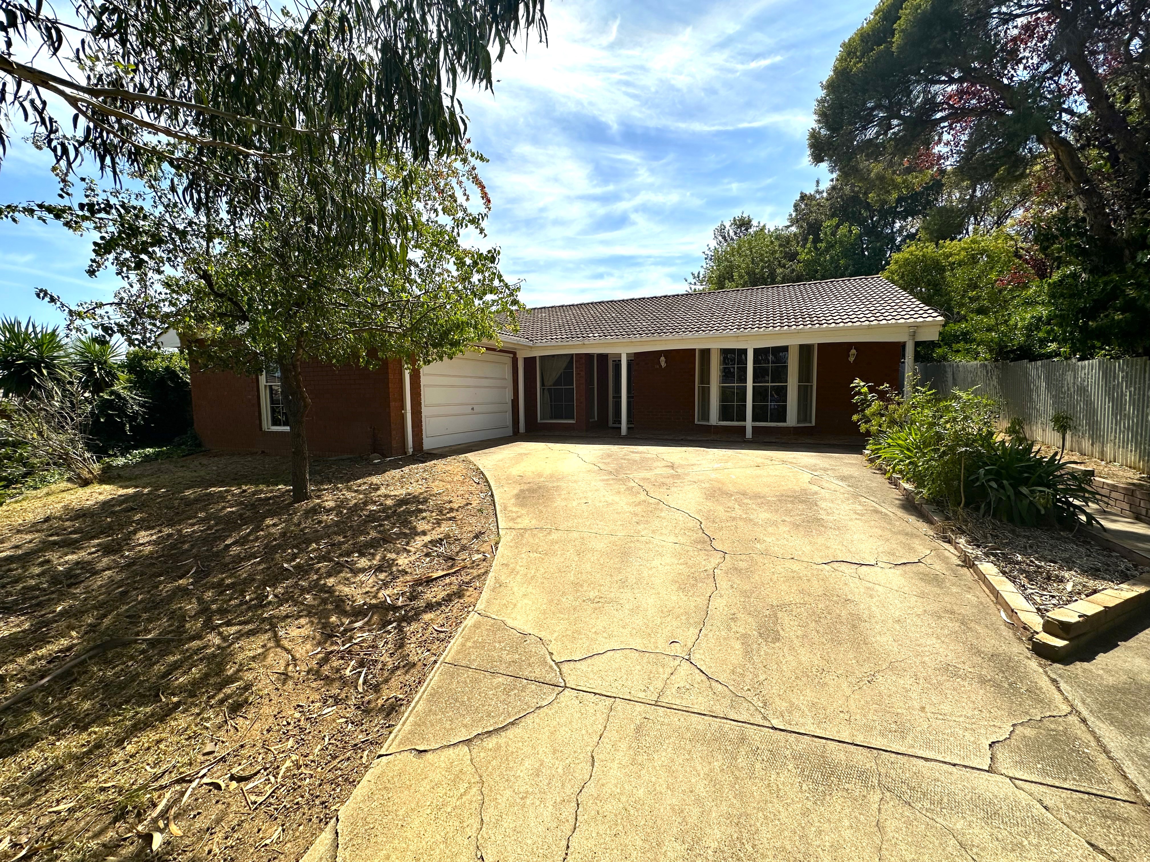 18 WATSON ST, YOUNG NSW 2594, 0房, 0浴, House