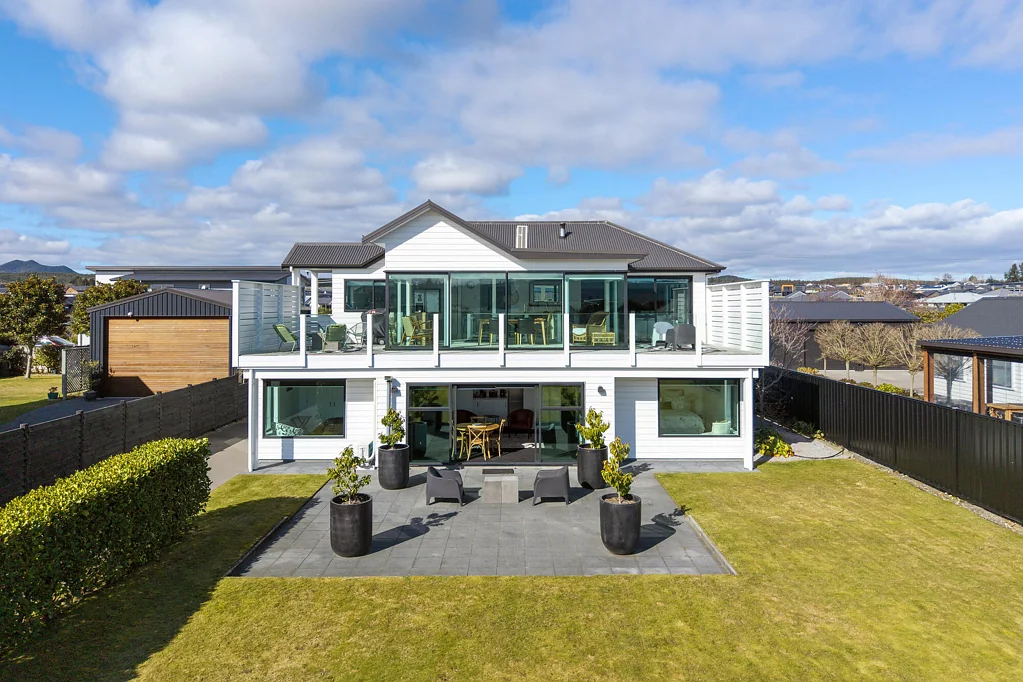 Rainbow Point 4房  Lake views in harmony with flexible lifestyle