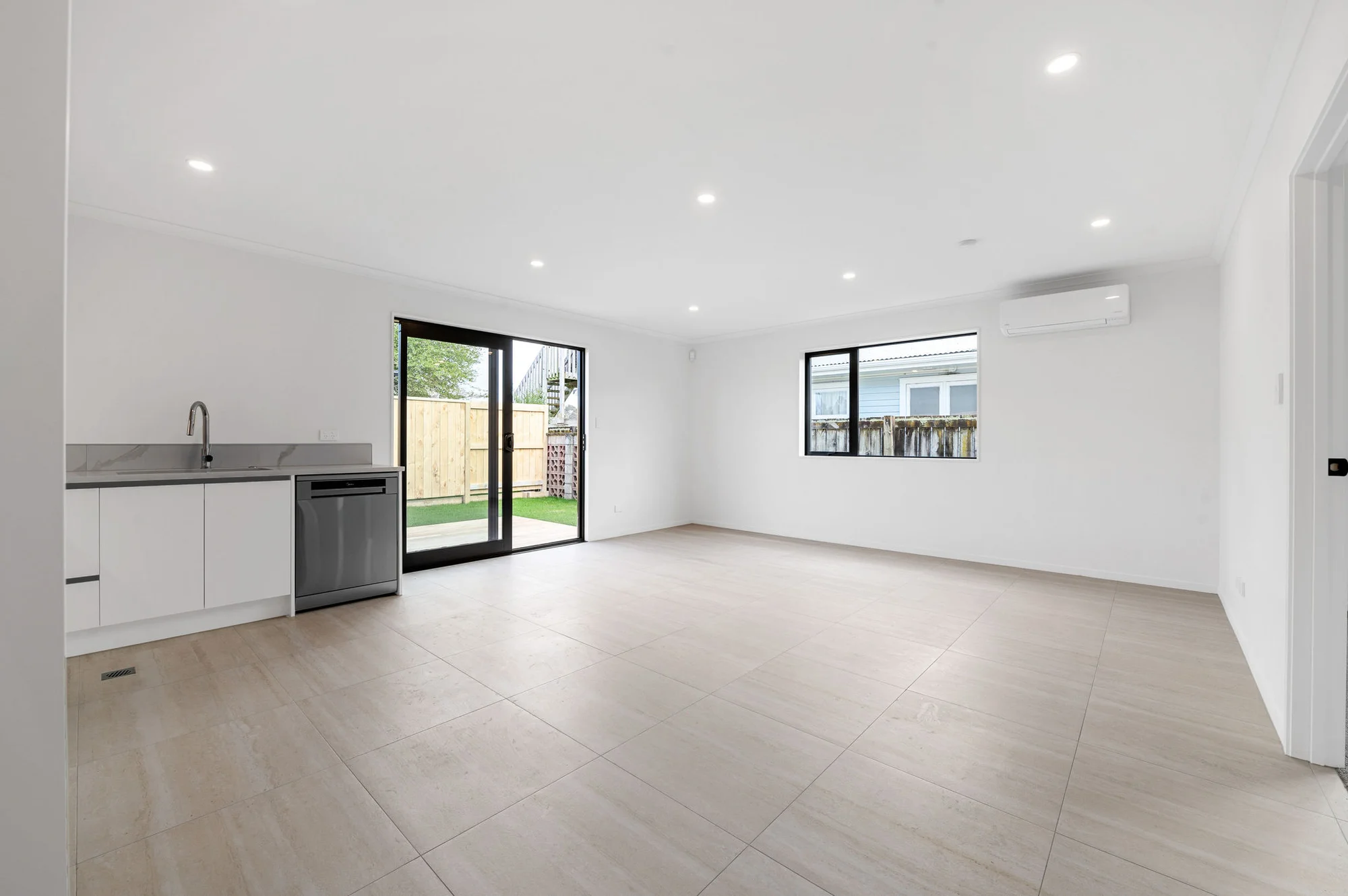 2/239 Tramway Road, Enderley, Hamilton, Waikato, 2 Schlafzimmer, 1 Badezimmer, Townhouse