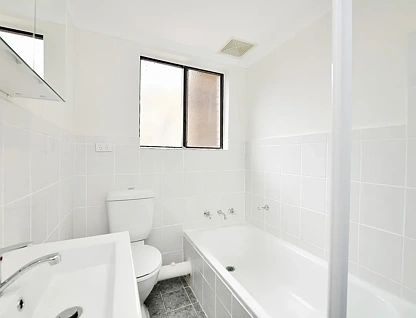 2/117 Castlereagh Street, Liverpool, South Western Suburbs, 2房, 1浴, Apartment