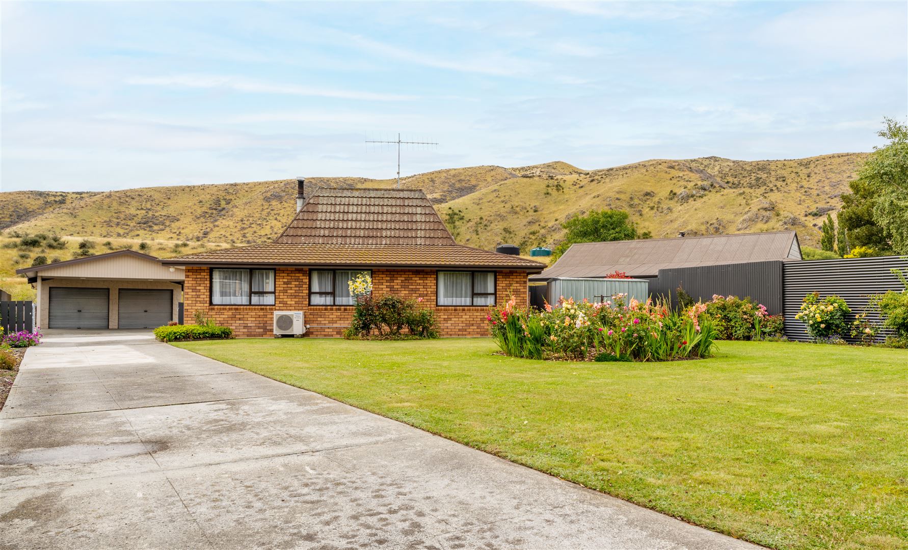 56 Old Slip Road, Hakataramea, Waimate, 2 Bedrooms, 1 Bathrooms