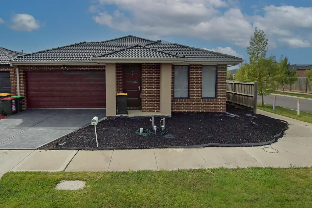 Spacious Family Haven Awaits in Mickleham!