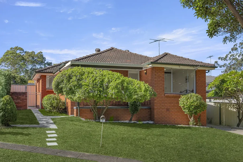 Winston Hills 3房  Renovated Family Haven with Endless Potential