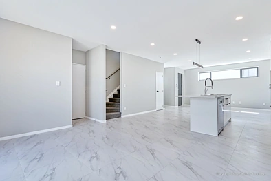 4 bedroom Newly house in Zone of RANGITOTO COLLEGE and PINEHILL SCHOOL
