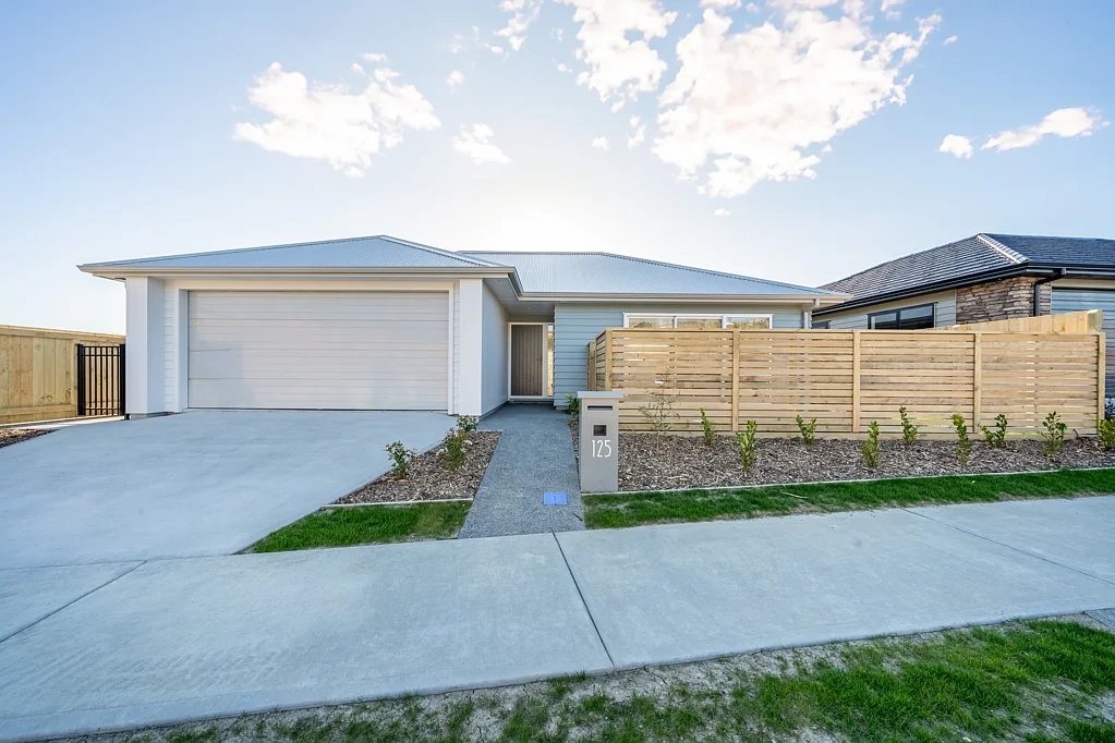 Kelson 3Zimmer BRAND NEW HOMES - KELSONS FINEST