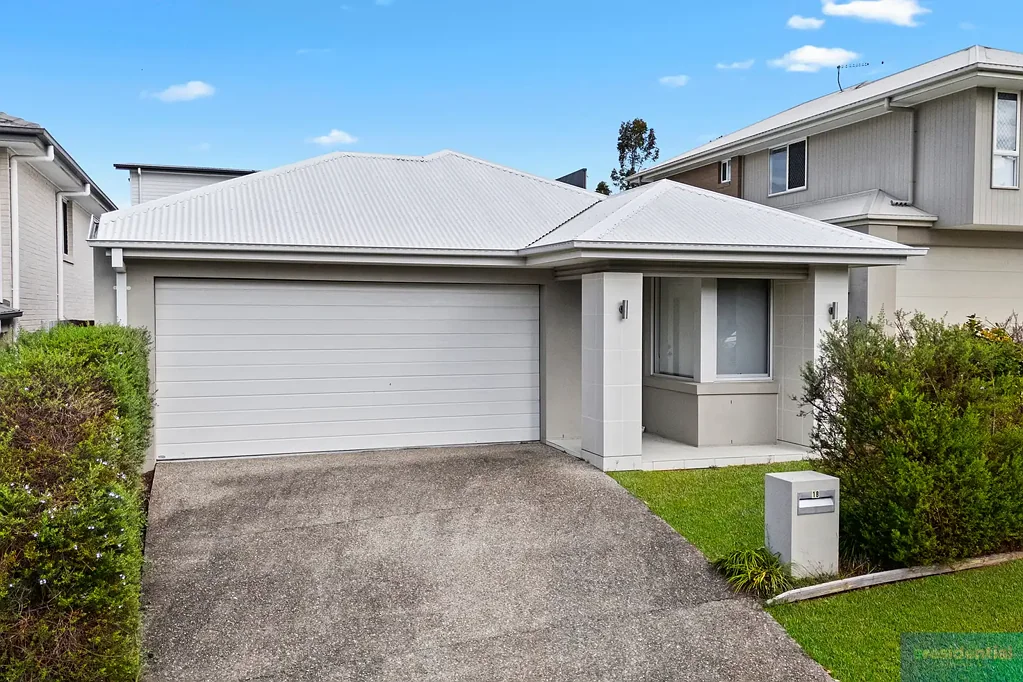 18 Eiger Street, Holmview, QLD 4207