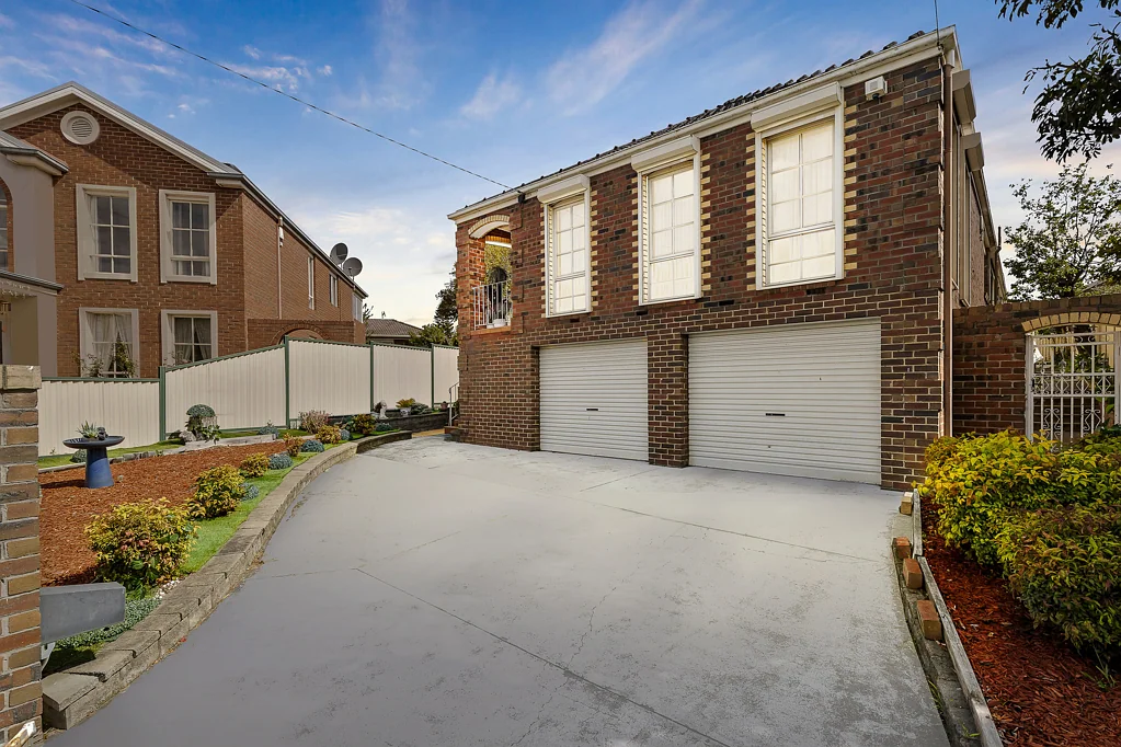 Oakleigh South 4 Slaapkamer Spacious Family Living with Endless Flexibility