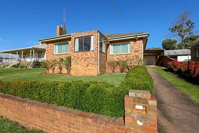 Terang 3房  Prestigious Location - Quality Brick Home