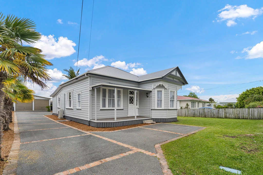 Dargaville 4房  Timeless character meets modern comfort