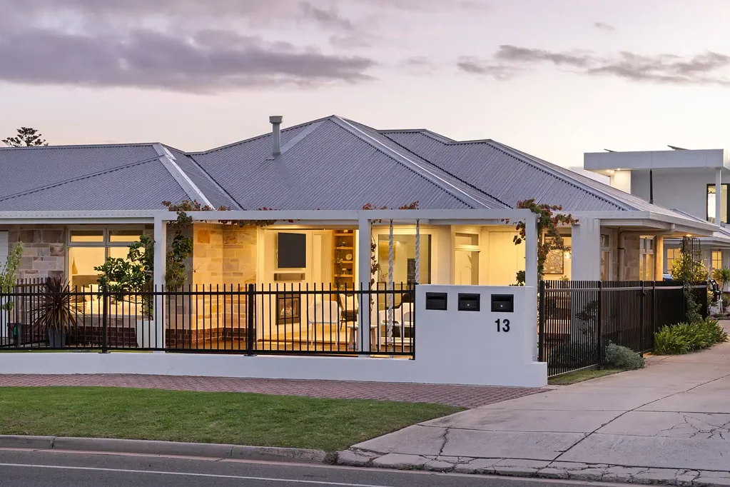 1/13 Patawalonga Frontage, Glenelg North, SA 5045
