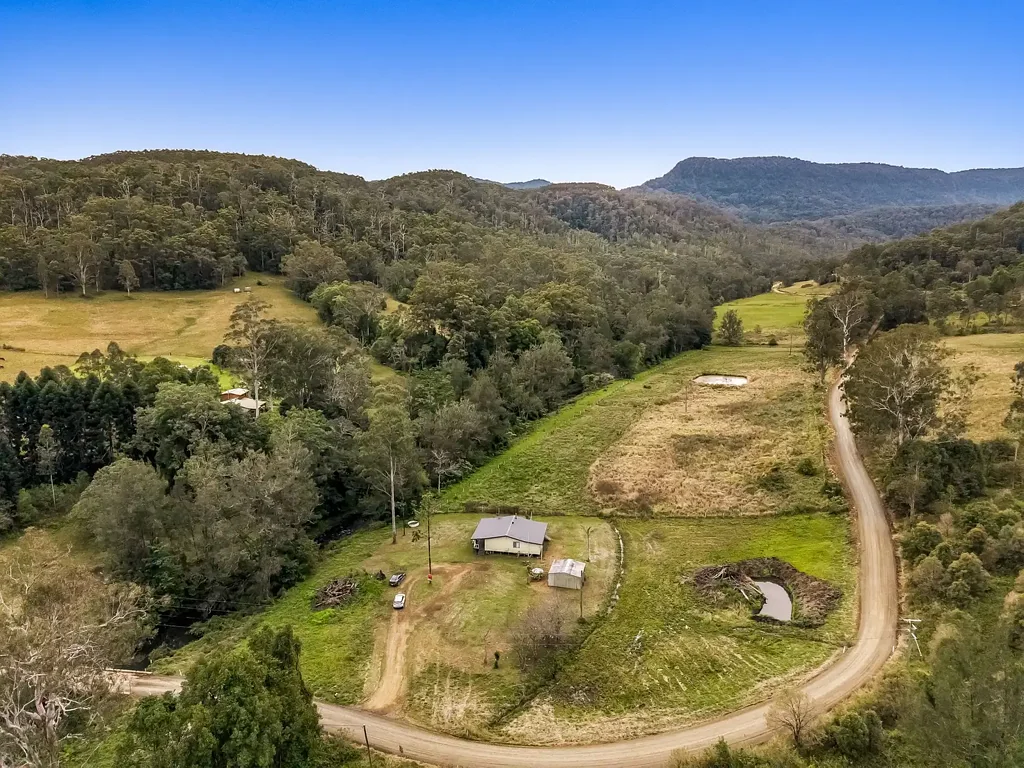Collins Creek 2Moenga Peaceful Creekside Living