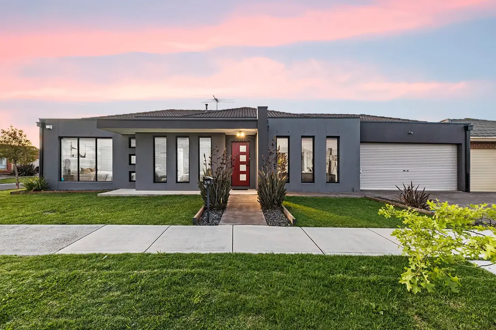 1/8 Jade Way, Hillside, VIC 3037
