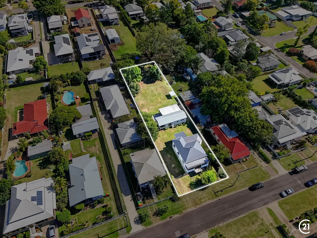 Newtown 4침실 DUAL DWELLINGS ON 1538SQM + DA FOR SUBDIVISION