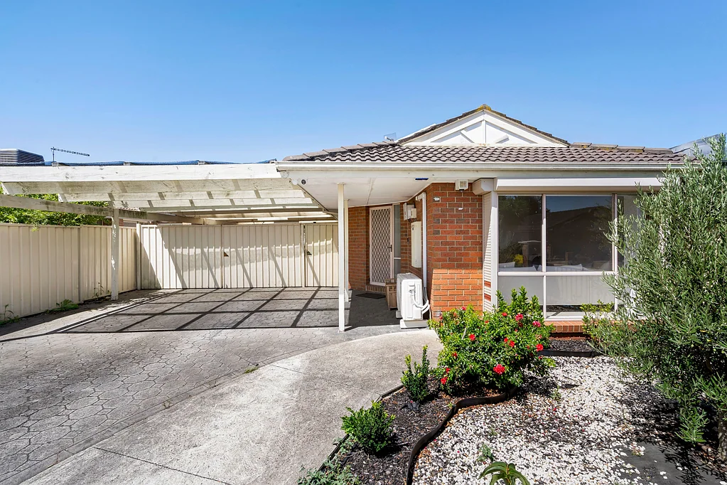 29 Matthews Crescent, Roxburgh Park, VIC 3064