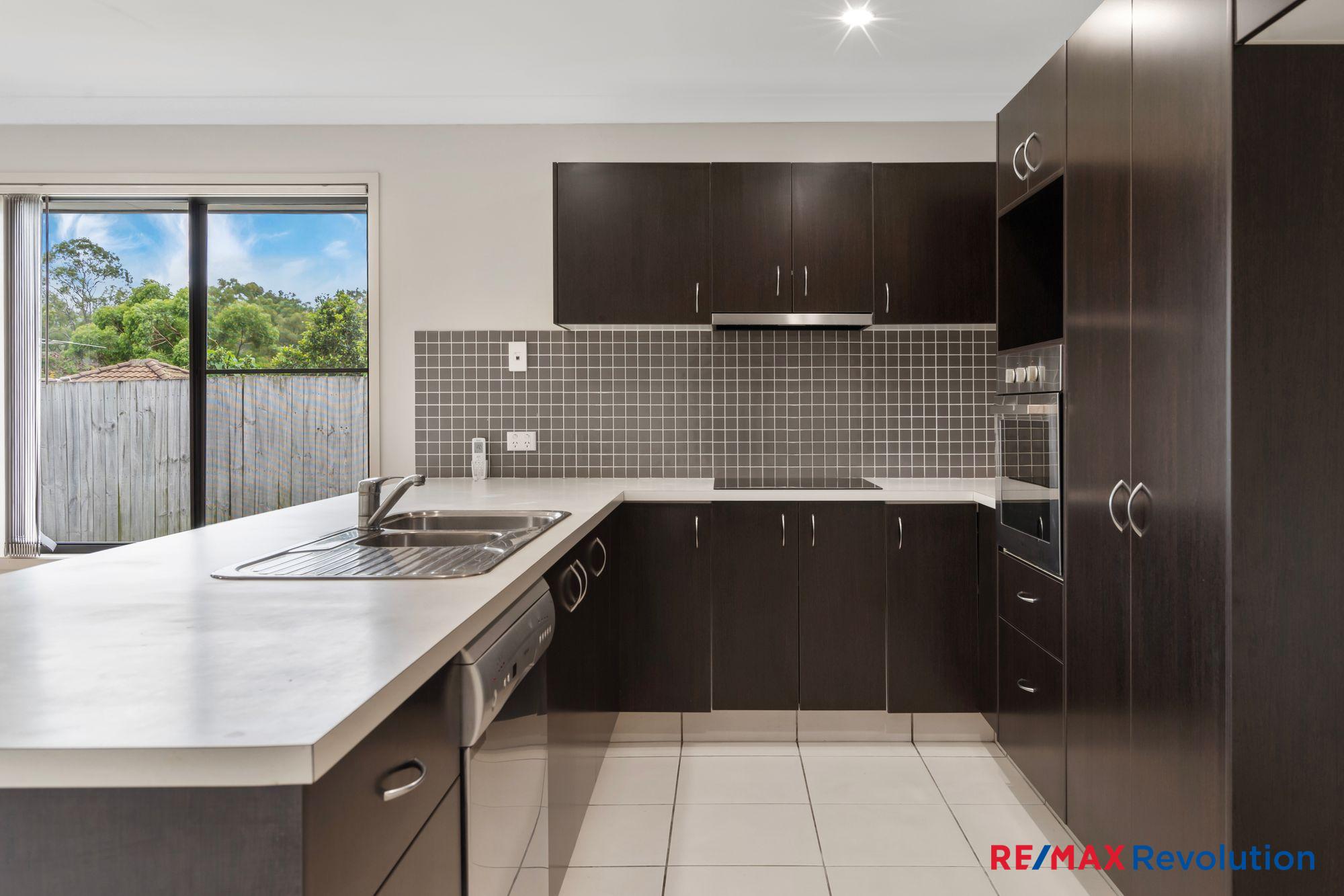 10 ROTHBURY AV, HOLMVIEW QLD 4207, 0 Schlafzimmer, 0 Badezimmer, House