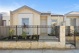 23 Orange Street, Kwinana Town Centre