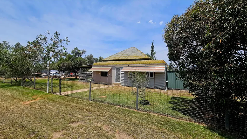 27 Mabel St, Cunnamulla, QLD 4490