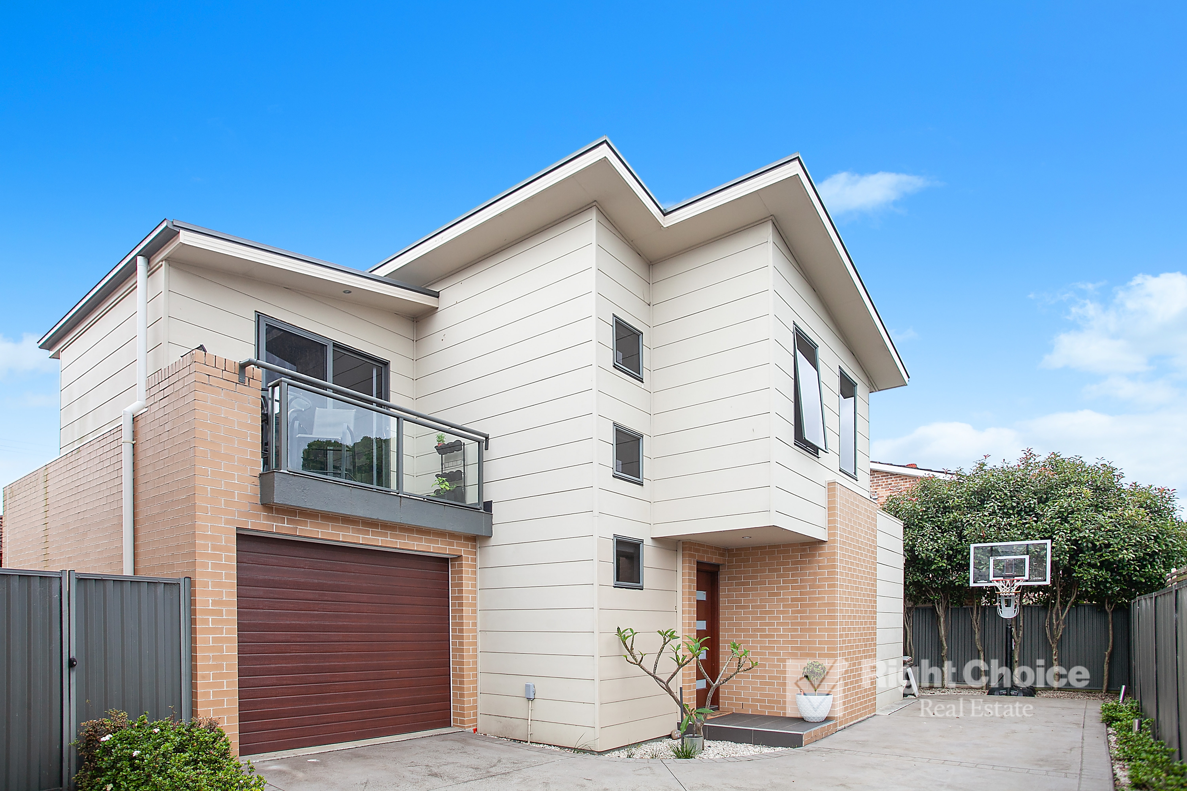 3 YALLAH ST, ALBION PARK RAIL NSW 2527, 0 غرف, 0 حمامات, Townhouse