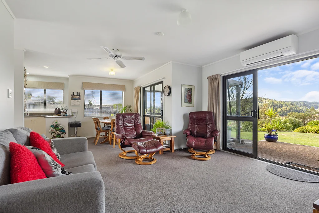 Taumarunui 2房  Low Maintenance Brick Home With Amazing Views!