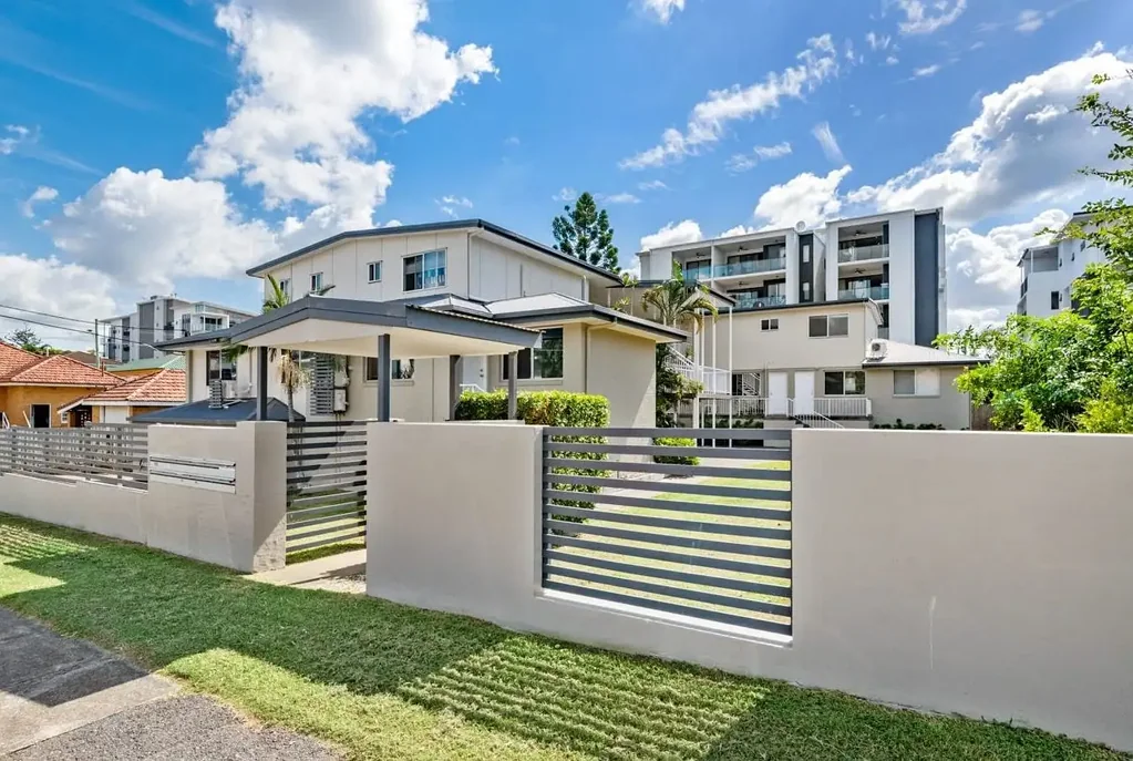Sherwood 2ਬੈੱਡਰੂਮ Top Floor Living in Convenient Sherwood