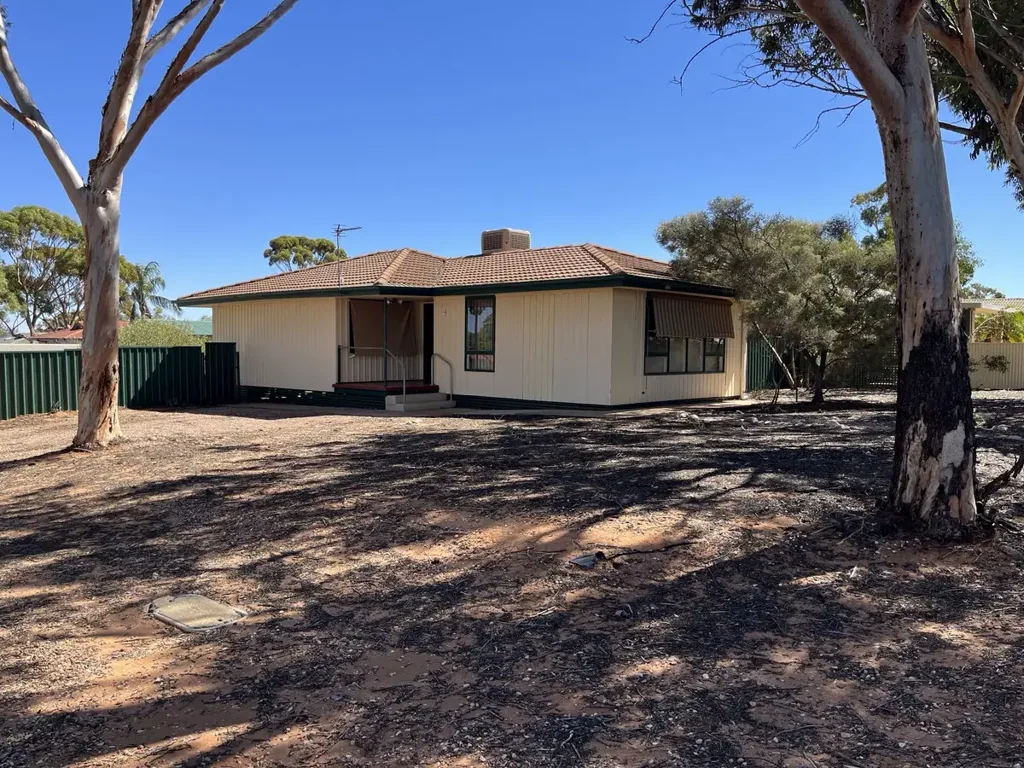 1 Sylvia Avenue, Port Augusta