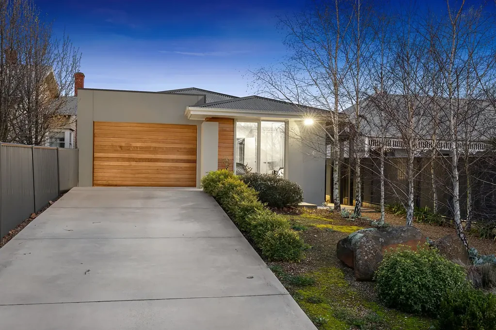 16A Barkly Street West, Ararat, VIC 3377