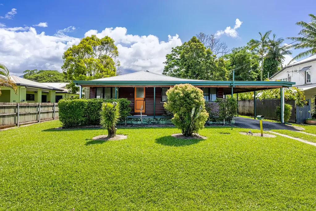 Mossman 4房  Renovated home in town centre!