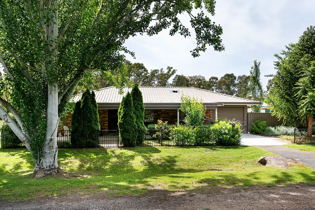 4/8 Gaulton Street, Castlemaine, VIC 3450