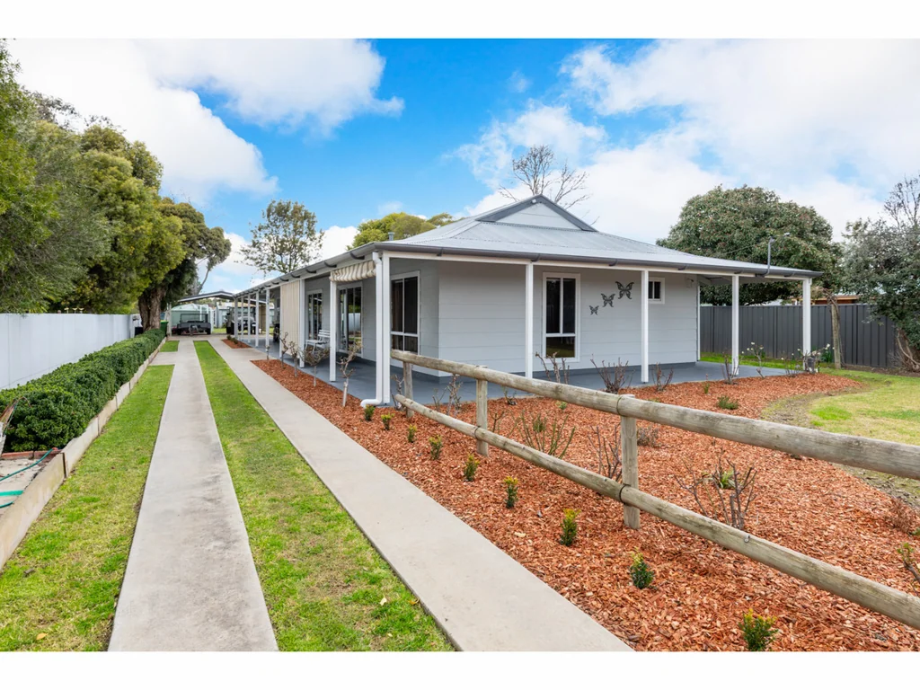 126 Victoria Street, Howlong, NSW 2643