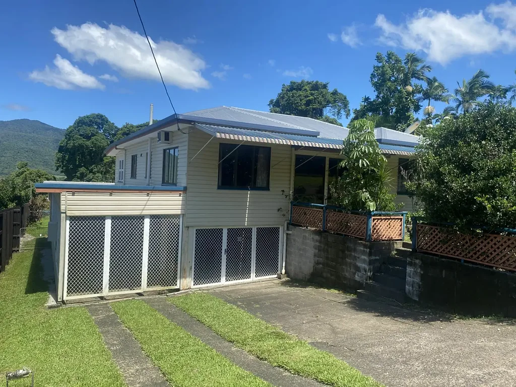 Spacious 4-Bedroom Family Home in Prime Tully Location