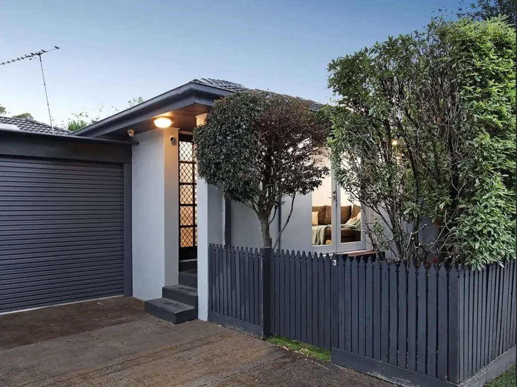 Oakleigh East 2બેડરૂમ Entry faces Kennaugh Street, not North Road