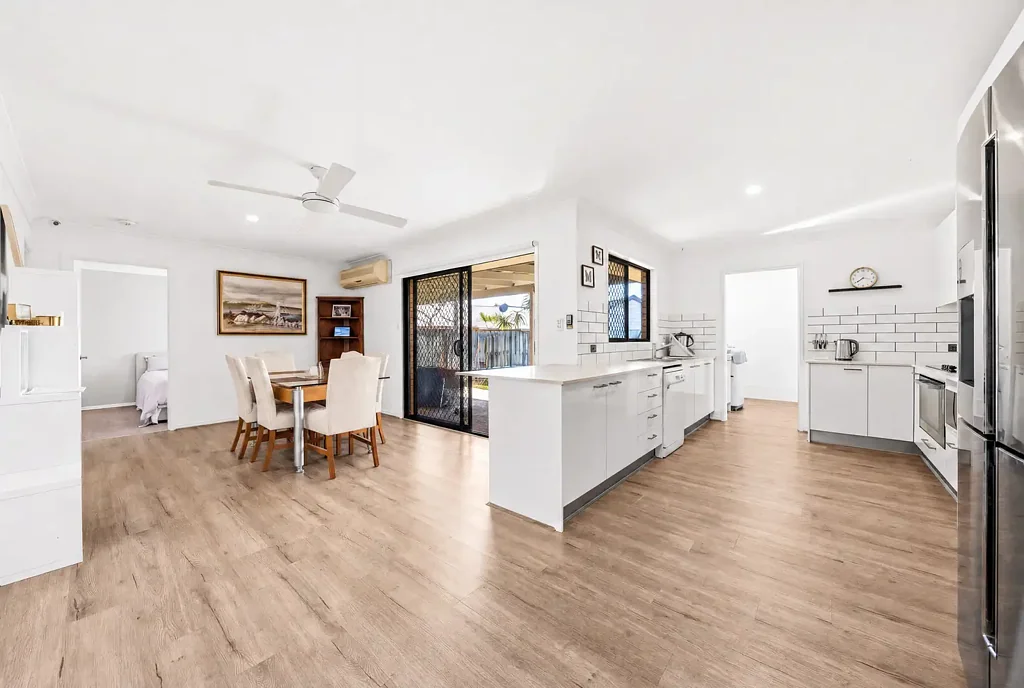 Upper Coomera 4房  THE JEWEL OF DIAMOND SAND DR!