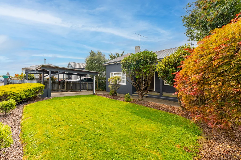 Seaview 4房  Family Home in a Central Location