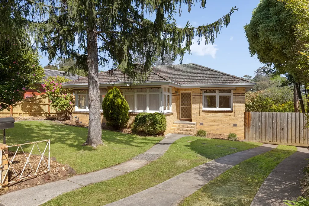 Croydon 3部屋 Opportunity and Appeal in a Convenient Locale.