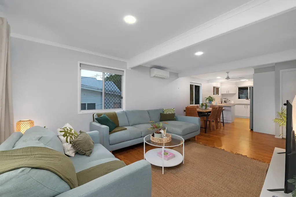 Arana Hills 3部屋 Renovated Family Home with Great Backyard