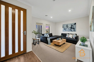 48 Tora Crescent, Fraser Rise, VIC 3336, 4 slaapkamers, 2 badkamers, House