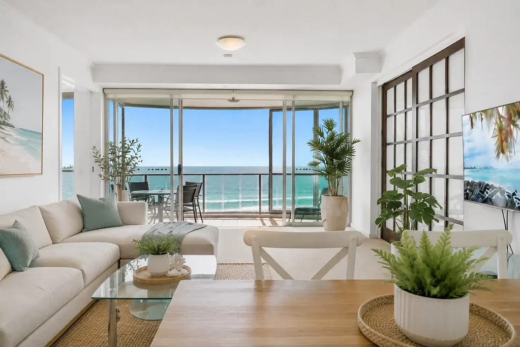 Coolangatta 2غرفة نوم Luxury Beachfront Living with Spectacular Ocean Views
