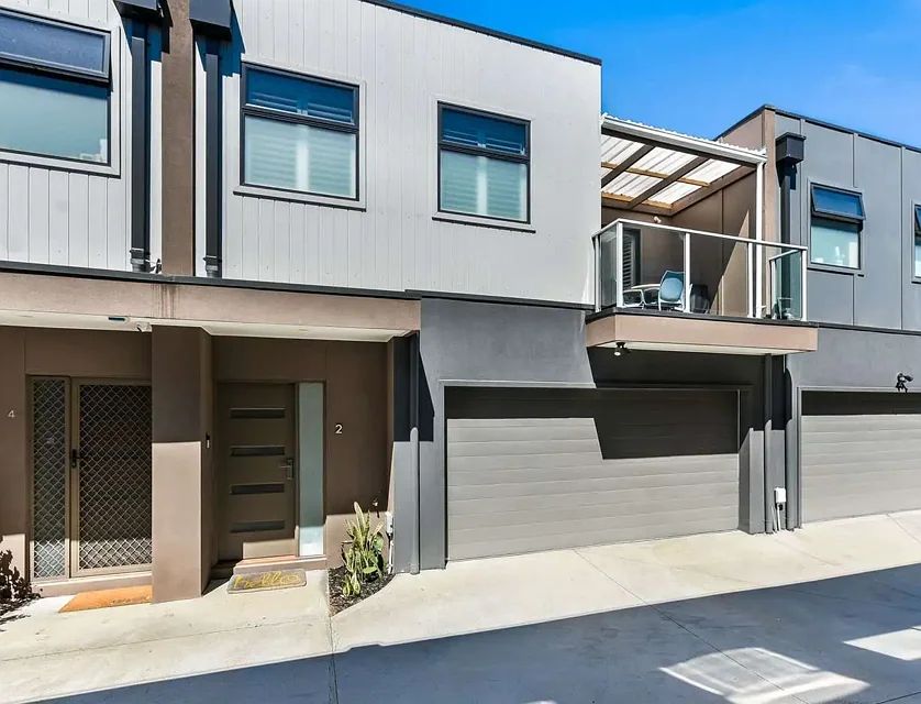 2 Jupiter Place, Dandenong, VIC 3175, 3房, 2浴, 整租城市屋