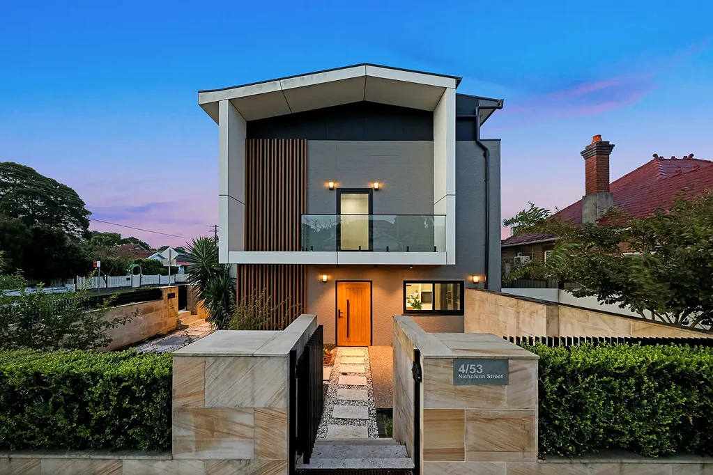 Stunning Contemporary Corner Townhouse with Large Courtyard
