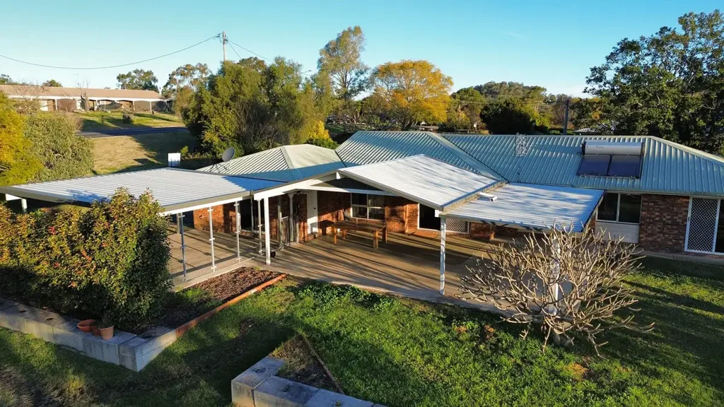 10 Cooper Road, Glenvale, QLD 4350