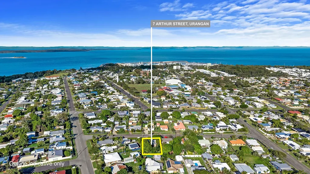 Urangan 1Zimmer Ripe for a Reno or a Demo - you choose!