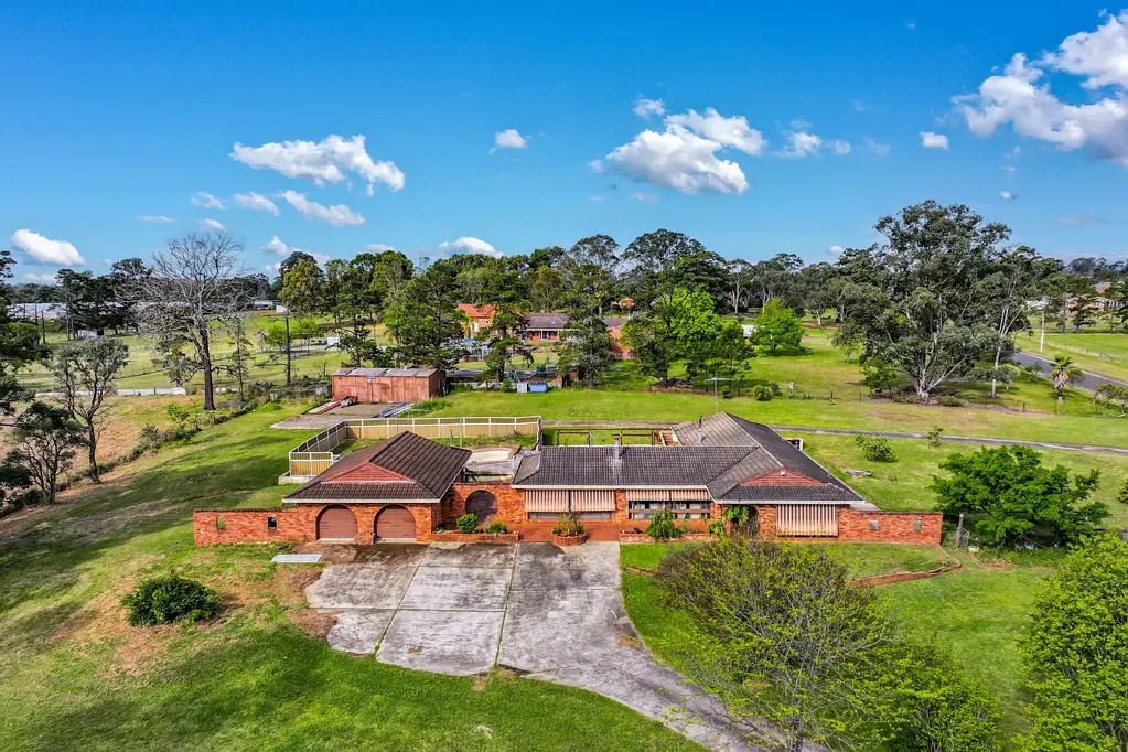 2 Emmetts Farm Road, Rossmore, NSW 2557