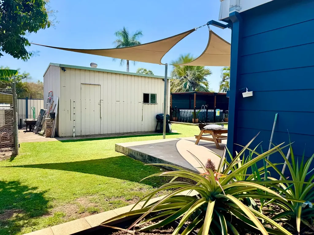 32 CLEMENTS Street, Moranbah, QLD 4744